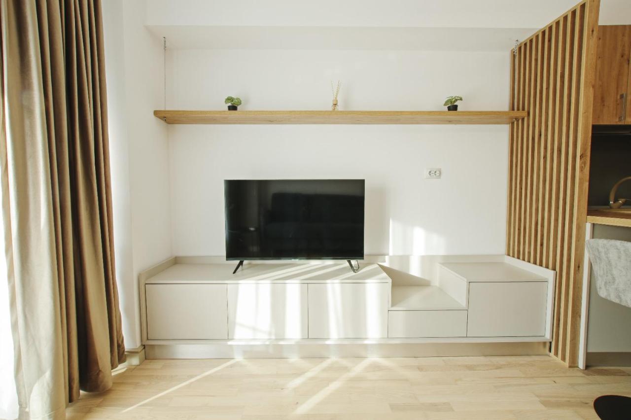 Himson-Beige Apartment Яссы Экстерьер фото