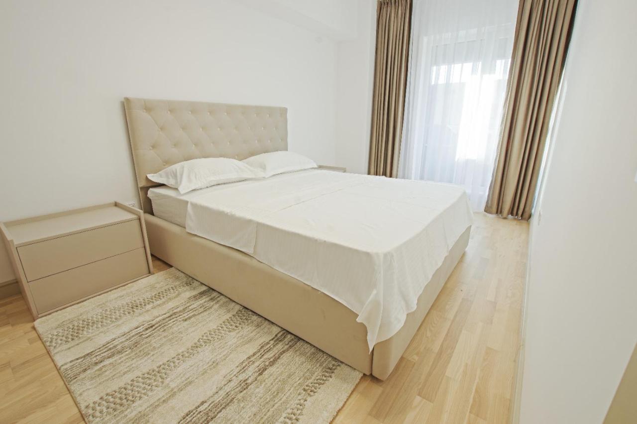 Himson-Beige Apartment Яссы Экстерьер фото