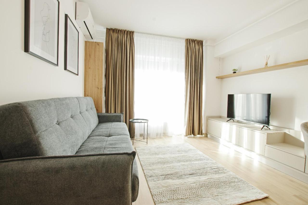 Himson-Beige Apartment Яссы Экстерьер фото