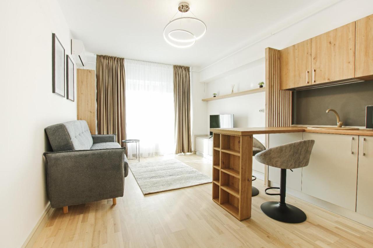 Himson-Beige Apartment Яссы Экстерьер фото